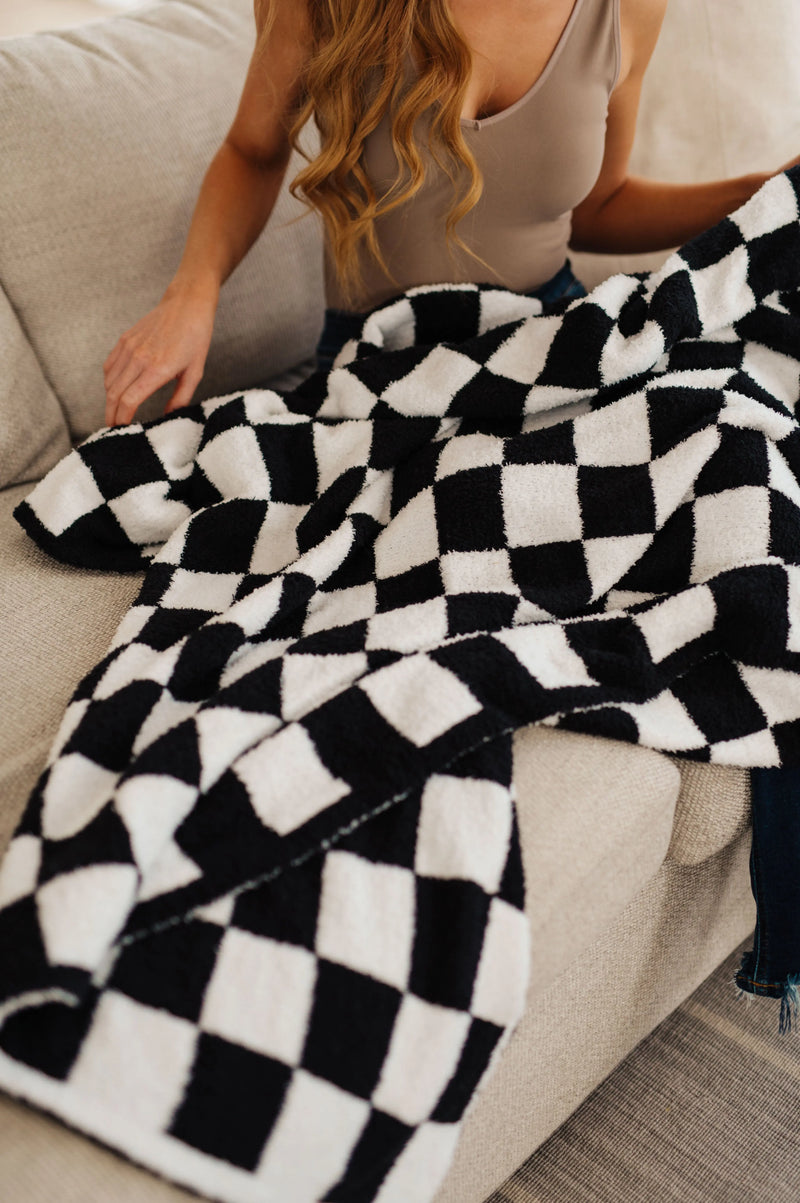 Penny Blanket Single Cuddle Size in Black Check - Kayes Boutique