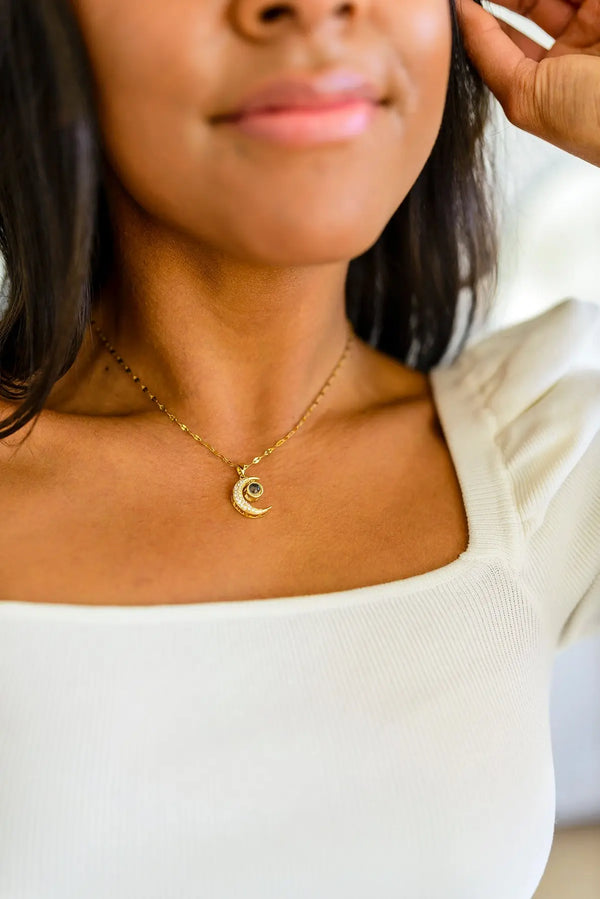 Crescent Moon Necklace - Kayes Boutique
