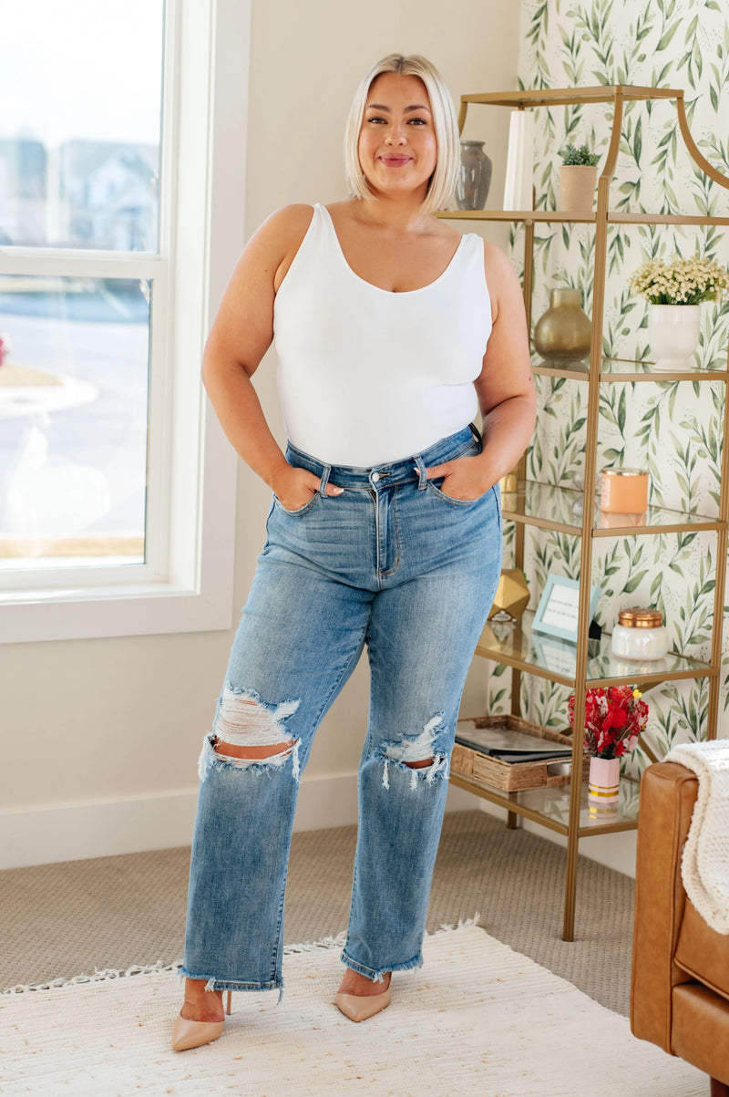 Rose High Rise 90's Straight Jeans in Light Wash - Kayes Boutique